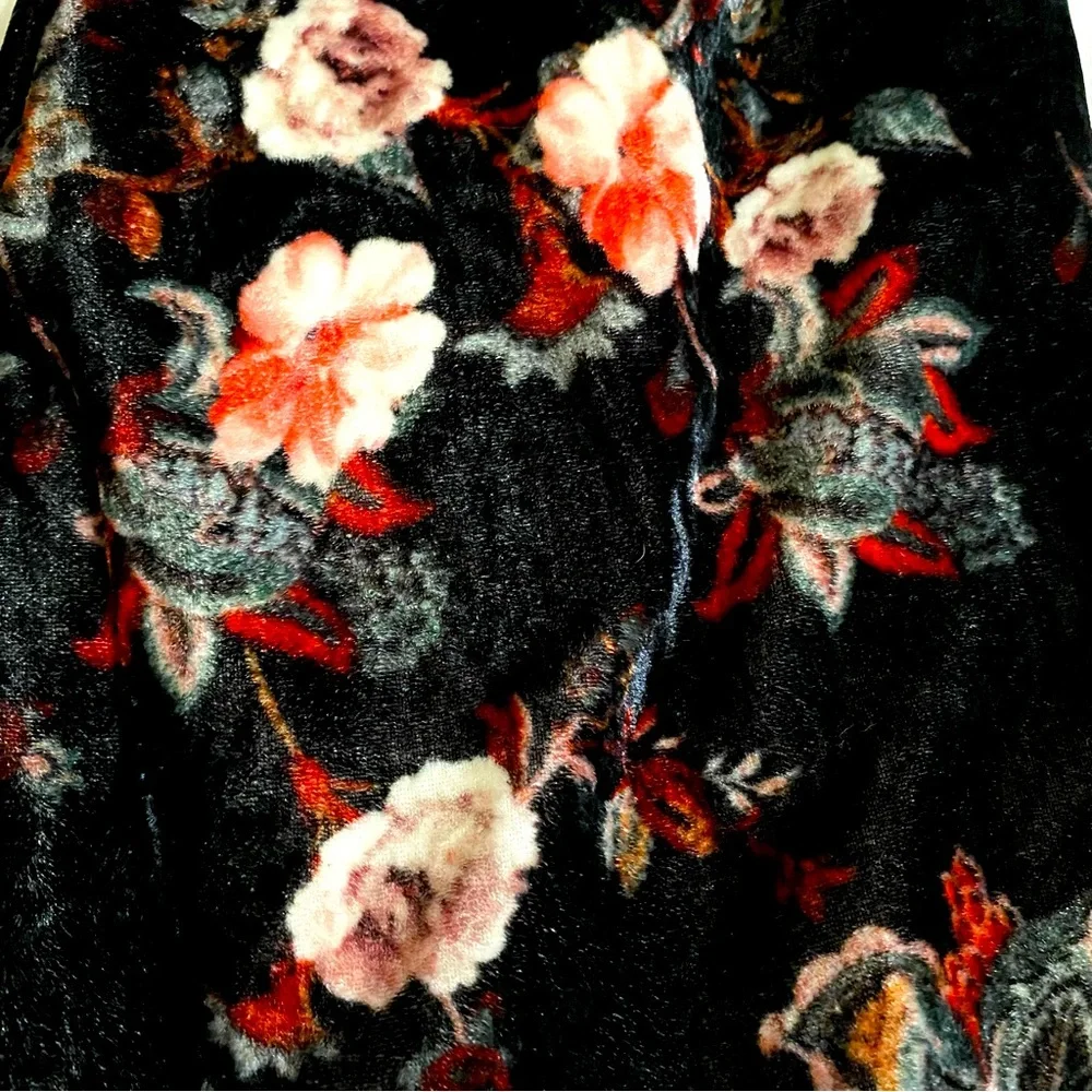 Tolani Viscous Infinity Scarf